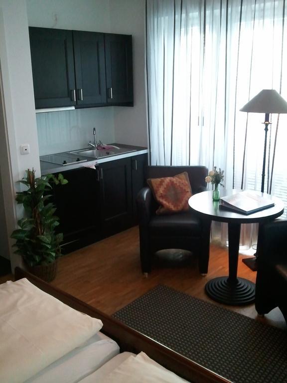 Heldts Aparthotel Eckernforde Bagian luar foto